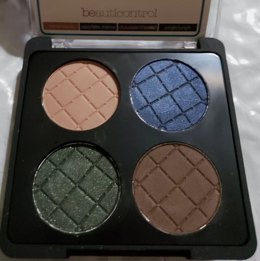Beauticontrol Rio In Bound 4 Colors Compact